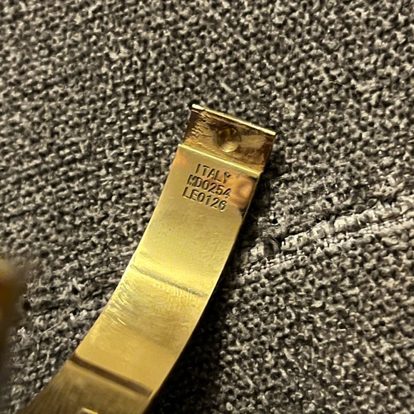 Louis Vuitton 
M00252 Nanogram Cuff - Picture 6 of 11